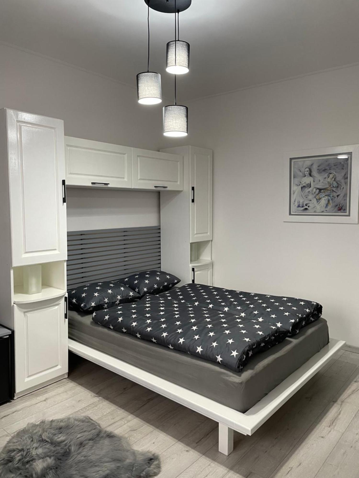 M&M Apartments Tivat Exterior photo